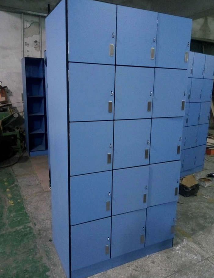 HPL board locker