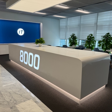 高端写字楼公共休息区一体岛台