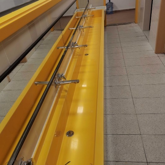 幼儿园悬挂式通体洗手槽